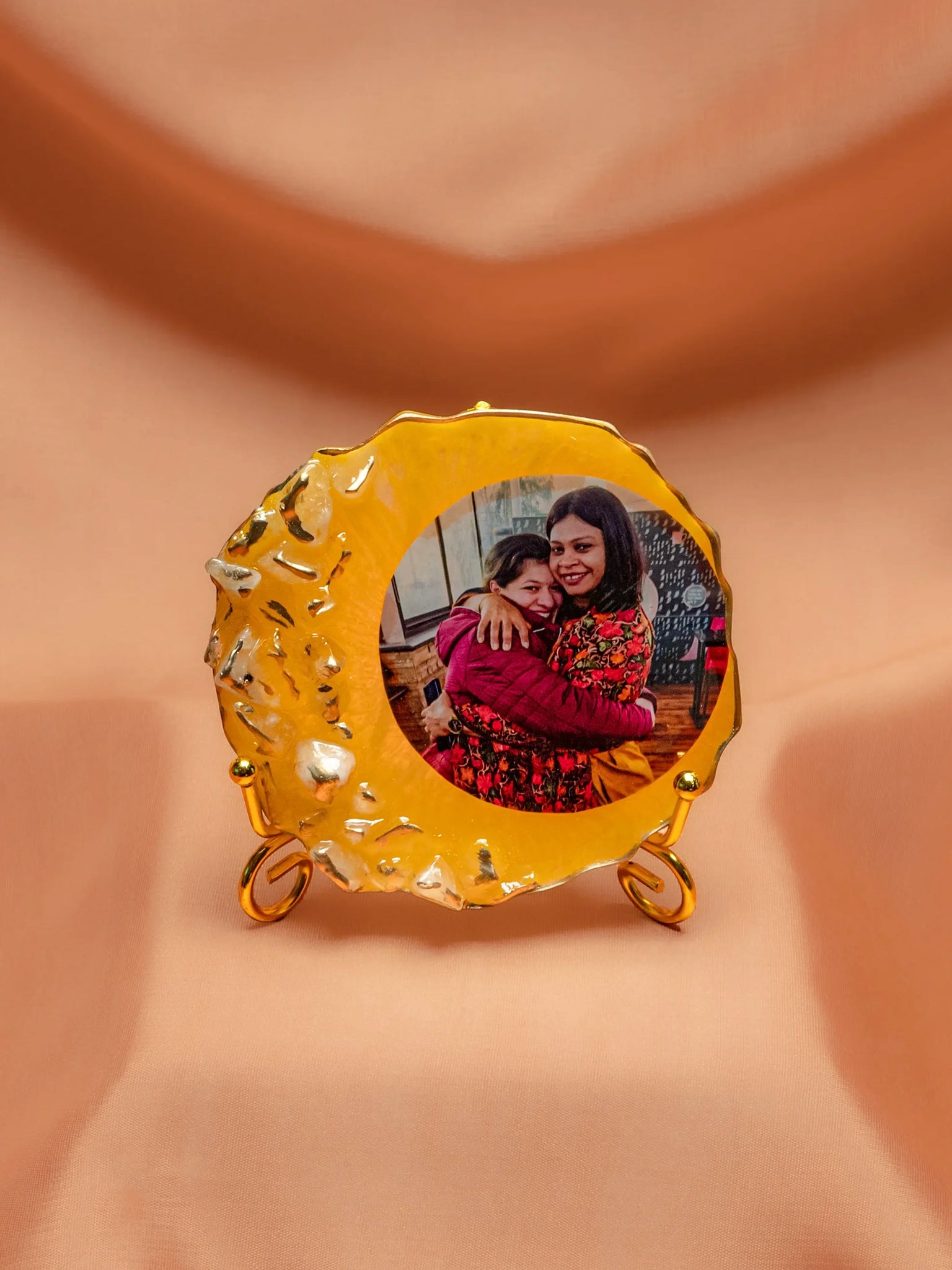 Long Distance Hug – Emotional Connection Box