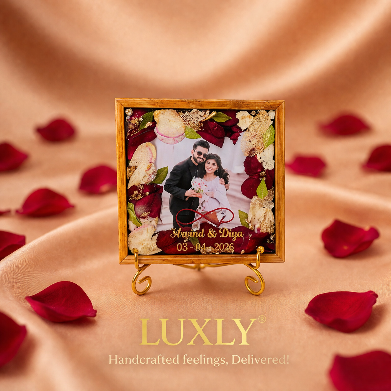 Romantic resin photo frame with couple image and love theme personalized gift by Luxly
